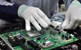 El gobierno está considerando cancelar los aranceles sobre la importación de electrónica y componentes para su producción hasta finales de marzo