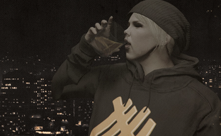 Игроки GTA Online страдают от читеров, а борец с ними получает 120 тысяч долларов. Смотрим зарплаты Rockstar и Epic
