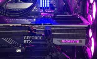 NVIDIA responde a las quejas sobre los cables derretidos de la RTX 4090 y muestra una forma de conexión. No todos los compradores podrán hacerlo