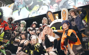 Массовый косплей героев Zenless Zone Zero, Genshin Impact и Honkai Star Rail. miHoYo показала хайлайты Gamescom 2024