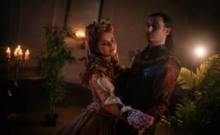 Cosplayers appeared as Anna Henrietta and Emhyr var Emreis from the game "The Witcher 3: Wild Hunt"