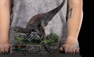 Iron Studios Opens Pre-Order for Therizinosaurus Statue from \"Jurassic World: Dominion\"