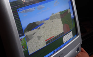 Minecraft Launched on a PC with 8 MB of Video Memory and Showed the Resulting Gameplay
