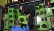 Доход Microsoft от продаж консолей упал на треть, но число активных пользователей в Xbox Live выросло