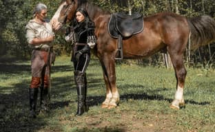 Cosplayers Show Geralt and Yennefer's Horse Ride from The Witcher 3: Wild Hunt