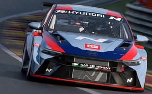 La actualización gratuita de Gran Turismo 7 añadirá tres autos nuevos y carreras
