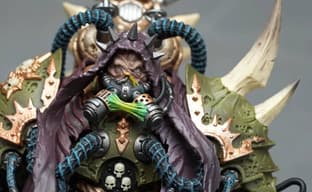 A showcase video for the daemonic primarch Mortarion figure from Warhammer 40,000 by JoyToy has been released
