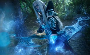 Cosplayer embodies Drow Ranger from Dota 2 - a nimble and stealthy archer