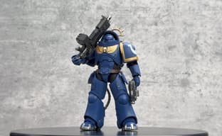 JoyToy Showed an Unboxing of the Ultramarine Heavy Intercessor Figure from Warhammer 40,000: Space Marine 2