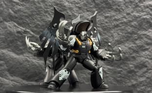 JoyToy показала распаковку бойцов штурмового подразделения «Тёмные Фурии» из Warhammer: The Horus Heresy