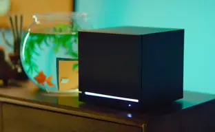 Pre-orders for Steam Machine open in Russia. Prices put Valve's device on par with gaming laptops and "Zhiguli"