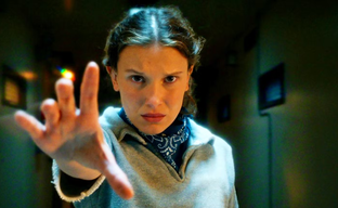 Millie Bobby Brown está en las etapas finales de negociaciones para un papel importante en el Universo Cinematográfico de Marvel, según un informante
