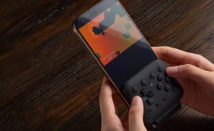 8BitDo Opens Pre-Orders for FlipPad - a Gaming Controller for Smartphones