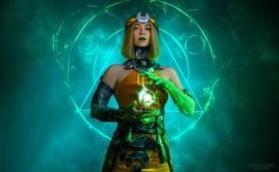 Cosplayer Embodies Melinoë from Hades II - Daughter of Hades and Persephone