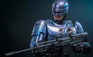 Hot Toys выпустила фигурку Робокопа из второй части киносерии: время смотреть распаковку