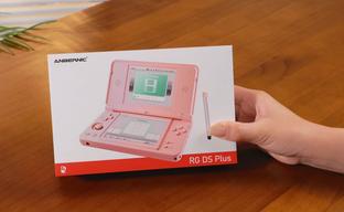 Портативная консоль Anbernic RG DS Plus обзавелась полным списком характеристик и видео с распаковкой