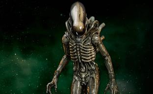 Premium Collectibles Studio Opens Pre-Orders for 124-cm Xenomorph Statue from "Alien" Film