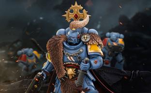 JoyToy opens pre-orders for the Space Wolves Wolf Guard Battle Leader figure