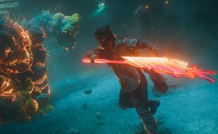 Для Control Resonant вышла русская озвучка, но не от GamesVoice — локализацию создали с помощью ИИ