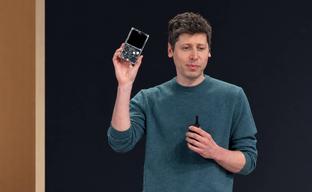 OpenAI объявила о коллаборации с ModRetro и раздала лимитированную версию портативки Chromatic посетителям DevDay