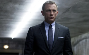 007 First Light Came About Thanks to Daniel Craig's Head with the Body of a Famous Killer — Developers Talked About How They Presented the Project Idea