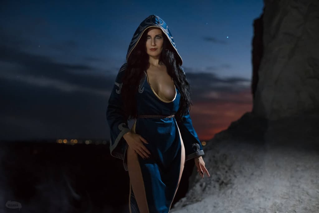 

Photographer: VESANIA. Cosplayer: Saint Hysteria

