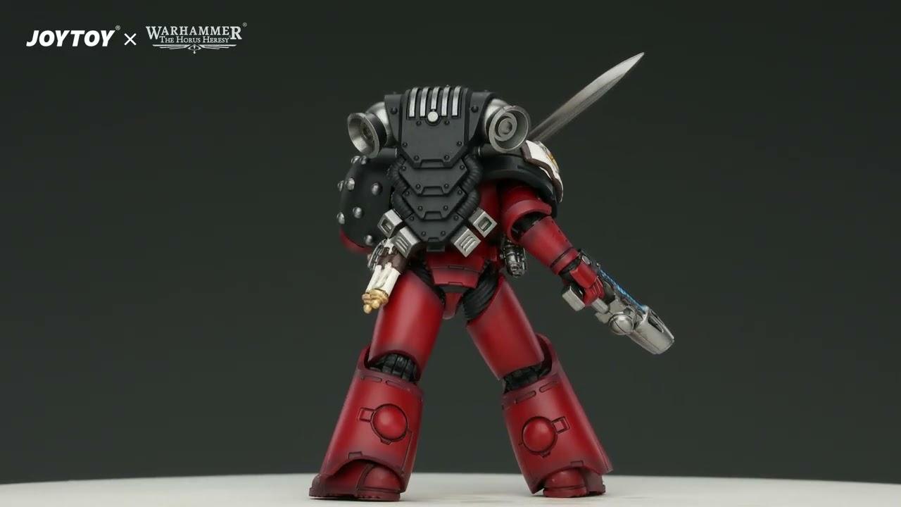 Word Bearers MKVI Tactical Sergeant with Power Sword and Plasma Pistol