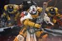 Полевой медик из Warhammer: The Horus Heresy: JoyToy открыла предзаказ на фигурку Апотекария из Имперских Кулаков