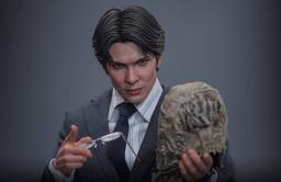 El maestro del miedo: Hot Toys presenta la figura de Espantapájaros de la película "Batman Begins"