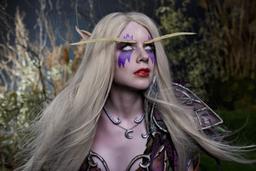 "Eluna Adore": la cosplayer se presenta como una elfa de la noche de World of Warcraft