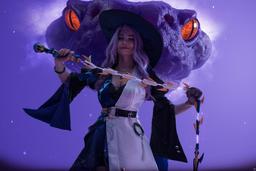 Modelo muestra el cosplay de la usurera Jaspis de Honkai: Star Rail: la ganancia es lo primero