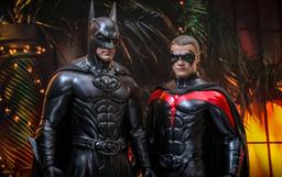Hot Toys lanzó figuras de Batman y Robin de la película homónima: es hora de desempolvar las bat-tarjetas de crédito