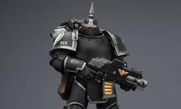 JoyToy presentó el unboxing de la figura del Legionario Táctico de la "Guardia del Cuervo" de Warhammer: The Horus Heresy