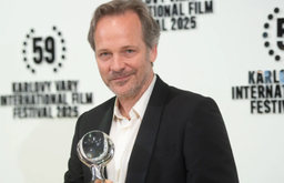 Los creadores de la serie "The Last of Us" encontraron al líder de los "Seraphites": Peter Sarsgaard se une al elenco de la tercera temporada