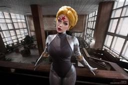 Una cosplayer se transformó en la Gemela de Atomic Heart, la guardaespaldas perfecta