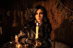 La modelo mostró un cosplay de Yennefer de The Witcher 3: Wild Hunt, la amada del brujo Geralt