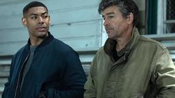 Creator of "Lanterns" explained why Kyle Chandler and Aaron Pierre were the perfect choice for the roles of John Stewart and Hal Jordan