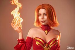 Косплеер перевоплотилась в Лину из Dota 2 — волшебницу, повелевающую разрушительной силой огня