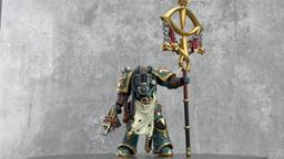 JoyToy Showcases Unboxing of Maloghurst the Twisted Figure - Bearer of the Eye from the Sons of Horus Legion