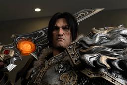 Infinity Studio publica un video de unboxing y ensamblaje del busto a tamaño real de Varian Wrynn de World of Warcraft