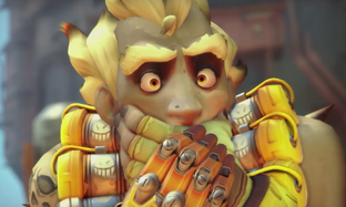 В Overwatch 2 криво сделан брелок-журавлик. Blizzard предлагает премиальные аксессуары низкого качества