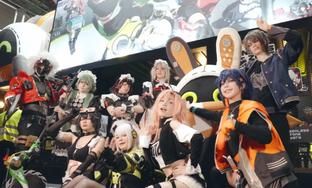 Массовый косплей героев Zenless Zone Zero, Genshin Impact и Honkai Star Rail. miHoYo показала хайлайты Gamescom 2024