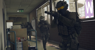 Ready or Not начали громить в Steam из-за консольной цензуры шутера