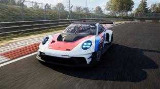 Игроки и пресса разносят Rennsport. Симулятор вышел из раннего доступа и попал под огонь критики