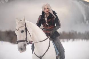Косплеер воплотила образ Цири из The Witcher IV — в поисках собственного пути