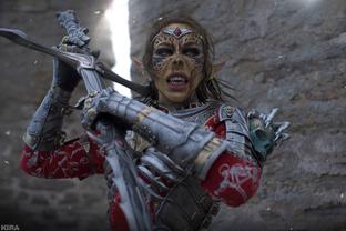 Косплеер воплотила образ Лаэзель из Baldur’s Gate 3: новый бог-регент империи гитьянки