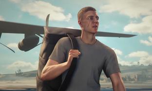 В трейлере 007 First Light показали наставника молодого Бонда