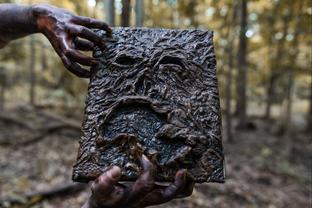 Acierto Creations Opens Pre-Orders for Necronomicon Ex-Mortis from "Evil Dead 2"