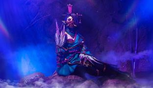 Охотница за знаниями: косплеерша воплотила образ Templar Assassin из игры Dota 2
