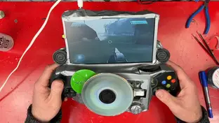 Блогер создал портативного монстра-франкенштейна из оригинального Xbox с помощью клея и болгарки